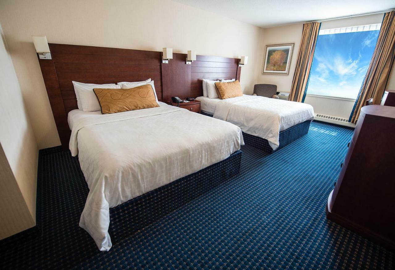West Edmonton Mall Inn Bagian luar foto